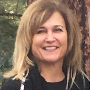 Meet your Posher, Caren